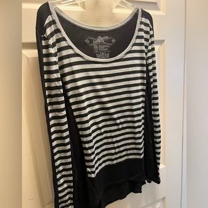 Black and gray striped top